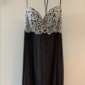 Beautiful long dress/gown